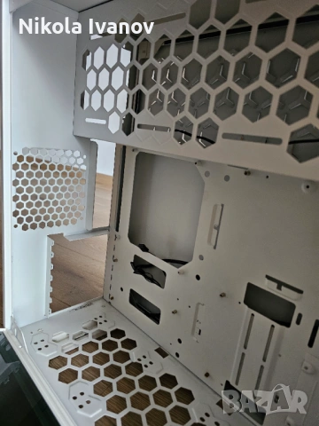 InWin 307 ARGB | ATX, Mico-ATX, Mini-ITX | USB Type C |Кутия за компютър| Mid Tower Computer PC Case, снимка 6 - Захранвания и кутии - 53250695