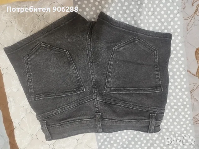 Дамска пола-панталон Pull&Bear – размер XS / 24, снимка 4 - Панталони - 55780080