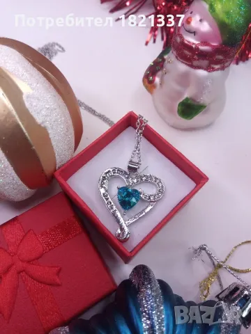 Сребърно колие с кристали 