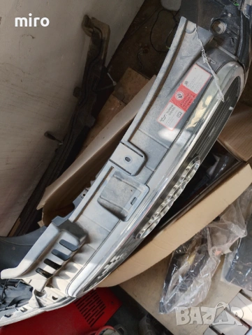 Предна броня за Audi A4 b7, снимка 3 - Части - 53708816