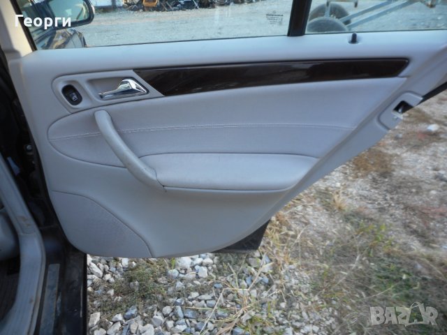Салон от Мерцедес Ц класа W203 седан фейса , снимка 8 - Части - 34350008