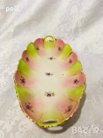 старинно  порцеланово плато 