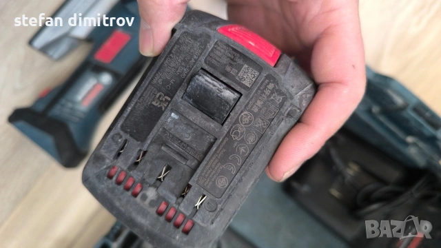 Bosch GST 18 V-LI S Акумулаторен пробивен трион плюс 2 🔋 6 Ah и 4 Ah и зарядно , снимка 15 - Триони и циркуляри - 53749101