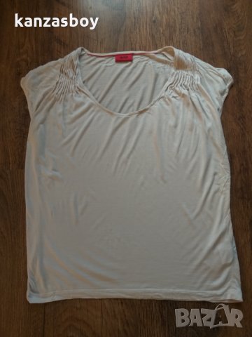 hugo boss Dera - страхотна дамска тениска КАТО НОВА, снимка 5 - Тениски - 36015714