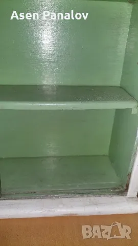 Ретро,дървена аптечка 67/41/10, снимка 4 - Антикварни и старинни предмети - 48564587