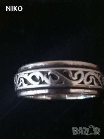 Продавам, Автентични, Сребърни накити, снимка 10 - Колиета, медальони, синджири - 41514477