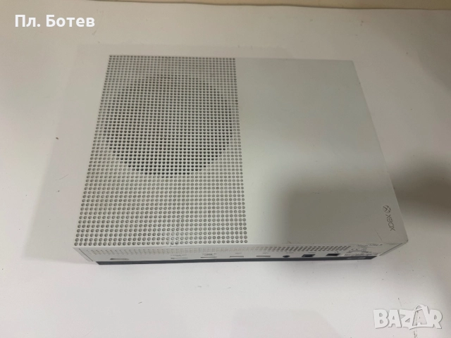 Xbox one S, снимка 6 - Xbox конзоли - 52972011