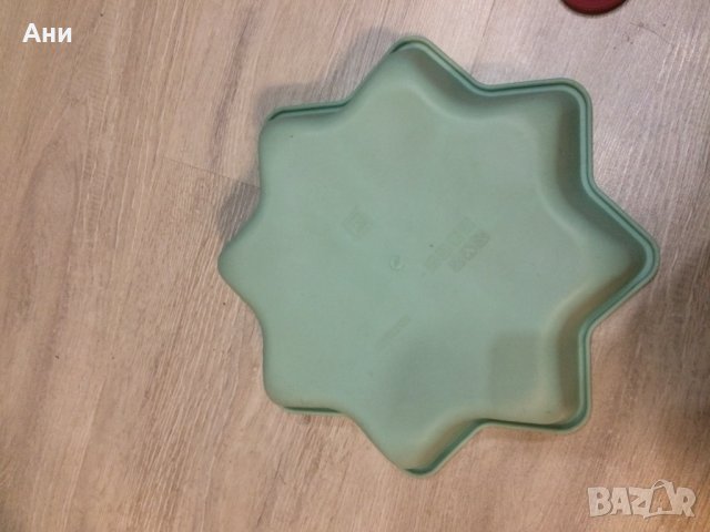 Големи силиконови форми за коледни торта,кекс или каквото ви хрумне,елха и снежинка.. , снимка 6 - Съдове за готвене - 38778411