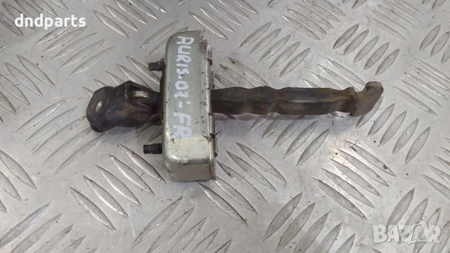 Стопер врата Toyota Auris 2007г.(преден)