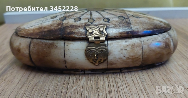 кутийка от кост и месинг за колекционери , снимка 2 - Антикварни и старинни предмети - 52776532