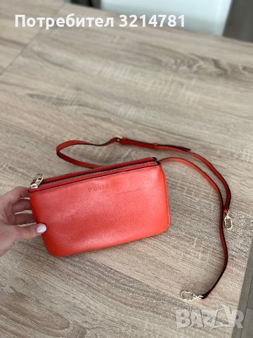 Оригинална чанта Furla, снимка 2 - Чанти - 42540177