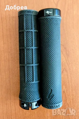 Грипове Specialized Clamp Lock-On, SCOTT sports и Грипове LIZARD Skins Bat Logo Dual Clamp Lock-On, снимка 4 - Аксесоари за велосипеди - 55736831
