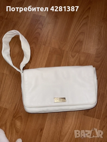 Чисто нова чанта Guess
