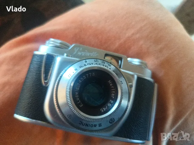 стар лентов фотоапарат Beirette Junior II, произведен от германската марка Beier