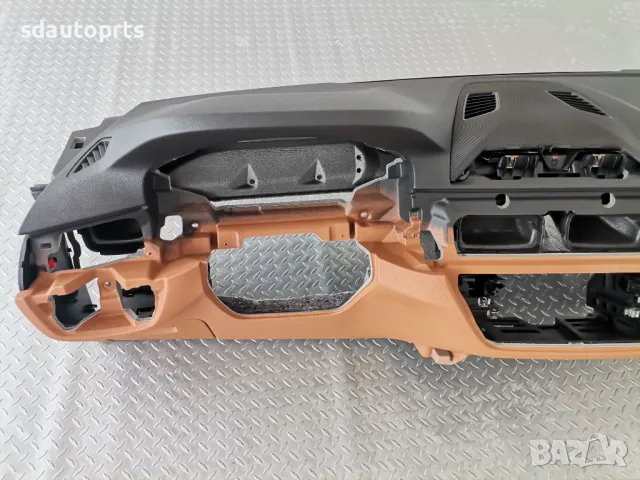 Ново Табло BMW 5 G30 G31 G38 Lci без HUD Cognac гума, снимка 6 - Части - 50307810