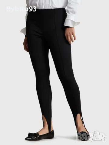 Клин с ленти под стъпалата