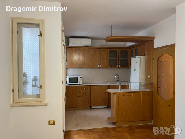 Тристаен тухлен апартамент в район Зимно кино Тракия , снимка 2 - Апартаменти - 53291844