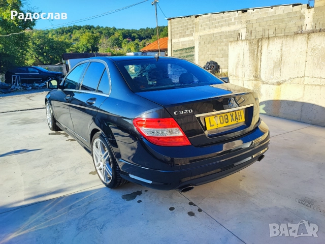 Мерцедес C класа W204 OM 642 седан AMG, снимка 4 - Автомобили и джипове - 51527166