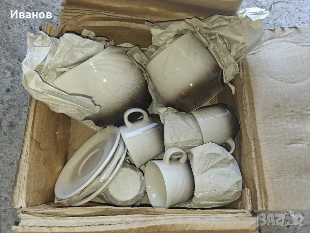 Комплект канички с чаши и чинии, снимка 2 - Сервизи - 56059075