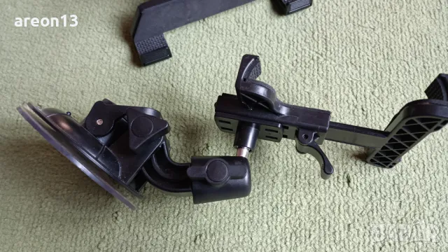 Стойки за таблет/навигация до 10", снимка 2 - Аксесоари и консумативи - 49723125