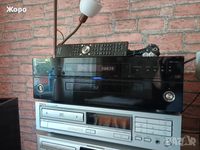 ⏯️Клип. Pioneer BDP-LX91 near mint ex-demo unit, снимка 2 - Ресийвъри, усилватели, смесителни пултове - 50819268