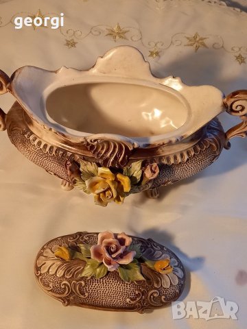 Антична италианска бисквитиера V. Bassano , снимка 10 - Декорация за дома - 36030613