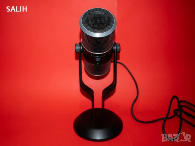 Razer Seiren Pro RZ05-0132 Silver Edition Студиен Микрофон XLR USB Гейминг Стрийминг, снимка 12 - Микрофони - 55877034