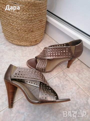 Обувки на Marks & Spencer