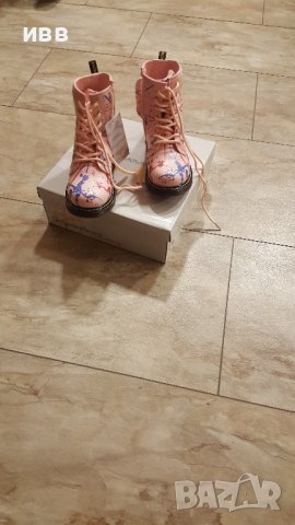 Намалени на 19лв Боти+подаръци 