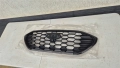 Централна решетка Ford Puma ST-Line година 2023 2024 2025 код R1TB8B271B, R1TB-8B271-B , снимка 1