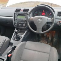 VW Golf 2.0 140 BKD 6ск НА ЧАСТИ, снимка 3 - Автомобили и джипове - 34753482