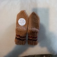 Ръчно плетени бебешки чорапи от вълна , ходило 10 см., снимка 1 - Бебешки чорапи - 39822901