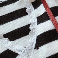 Дамски пуловер на райе в черно и бяло, снимка 5 - Блузи с дълъг ръкав и пуловери - 42717013