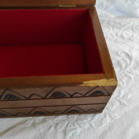 Дървена кутия за бижута - пирографирана, снимка 3 - Други - 36145364