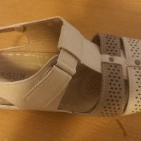 Дамски нови сандали, снимка 1 - Сандали - 41352294