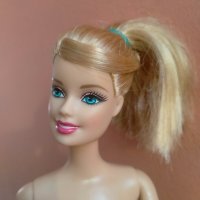 Колекционерска кукла Barbie Барби Mattel 308 3HF2, снимка 5 - Колекции - 44465135