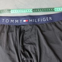 Tommy Hilfiger L размер мъжки боксерки в черно, снимка 3 - Бельо - 39507385