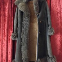 Дамско кожено палто, снимка 2 - Палта, манта - 41632230