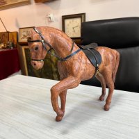 Стара кожена фигура на кон. №4477, снимка 1 - Колекции - 42012666