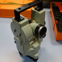 Теодолит оптичен 3Т2КП, снимка 6 - Резервни части за машини - 36375354