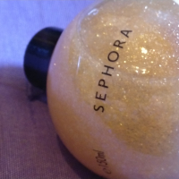Body Golden Sparkle Oil Sephora-олио за тяло с блестящи частици ново 150млл, снимка 3 - Козметика за тяло - 44808404