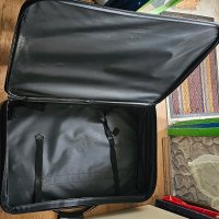 Голям лек куфар за багаж, картини и др. , снимка 4 - Куфари - 42456555