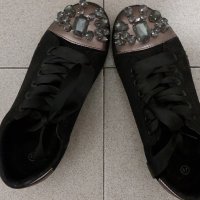 Обувки с камъни, снимка 4 - Дамски ежедневни обувки - 44390311