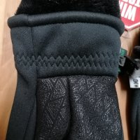 Продавам нови дамски уиндстопърни черни ръкавици софт шел Kolon Sport , снимка 4 - Зимни спортове - 35881528