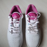 Ellesse  Дамски  Маратонки 40.5, снимка 2 - Маратонки - 41404366