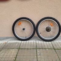 Продавам колела внос от Германия комплект алуминиеви НОВИ капли и гуми и венец SPORT 20 цола, снимка 1 - Части за велосипеди - 34673685