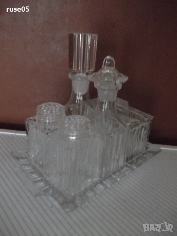 Оливерник стъклен от соца, снимка 1