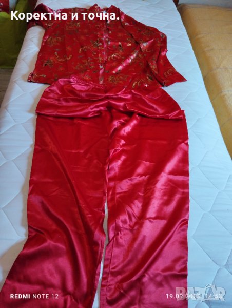 Продавам две чисто нови сатенени пижами., снимка 1