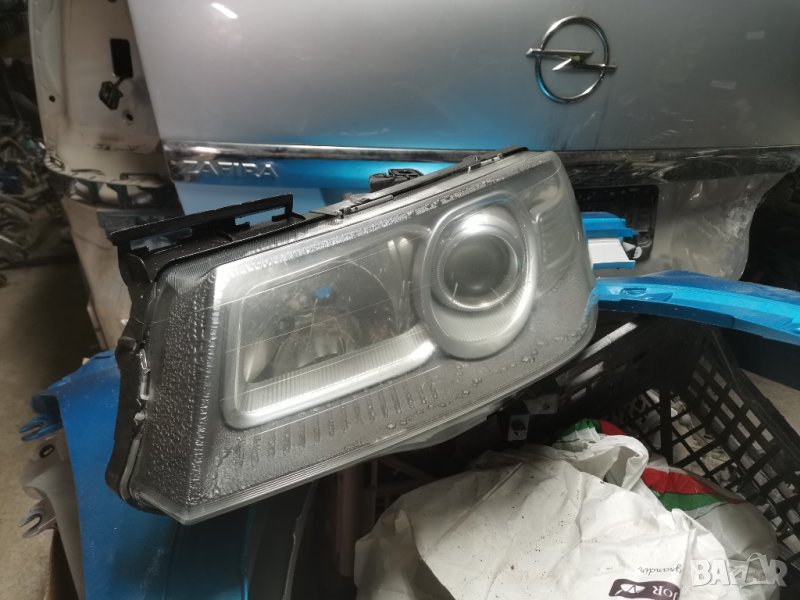 Ляв фар ксенон Рено Меган 2 фейслифт 2007 за части, снимка 1