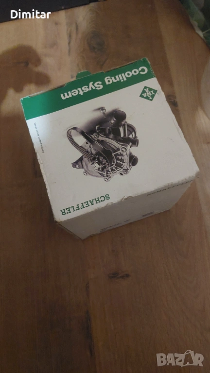 Водна помпа Мерцедес , снимка 1